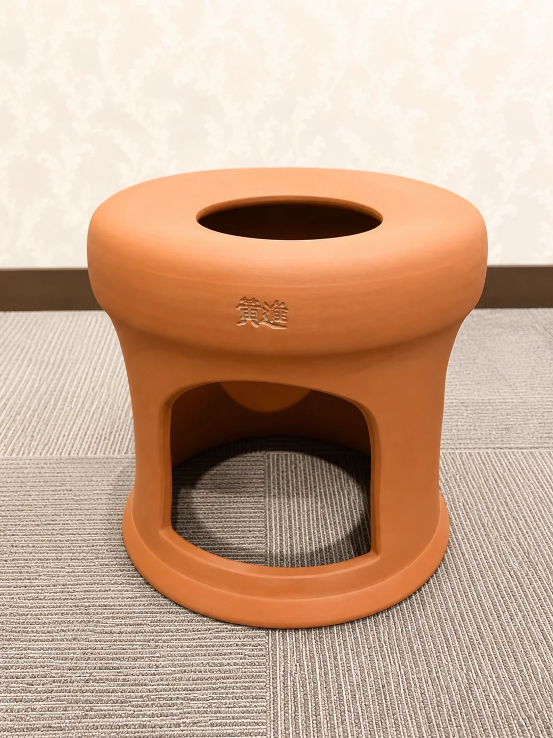 Lurenaで使用しているFANJINの黄土座浴器
